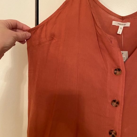 Buttoned Tank - Picture 2 of 2